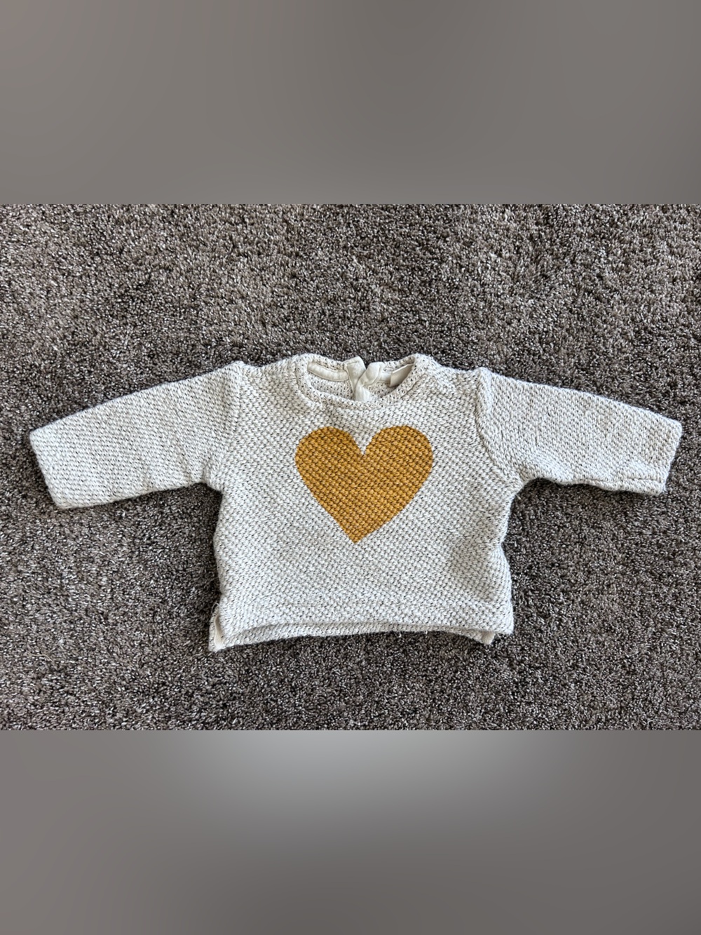 Adorable Zara Cream Knit Sweater with Mustard Heart Size 9-12 mos